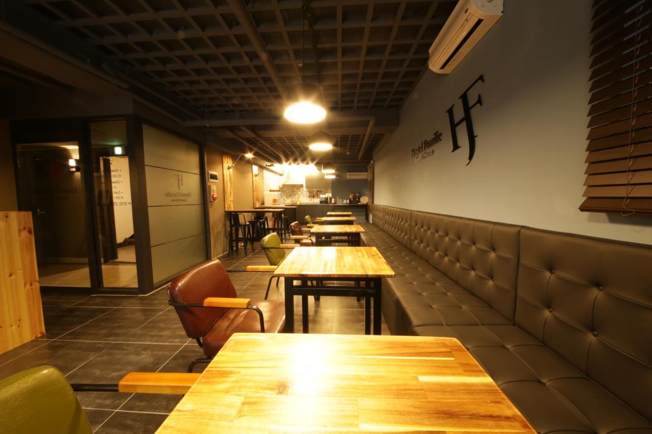 Hostel Familie Busan Station Екстер'єр фото
