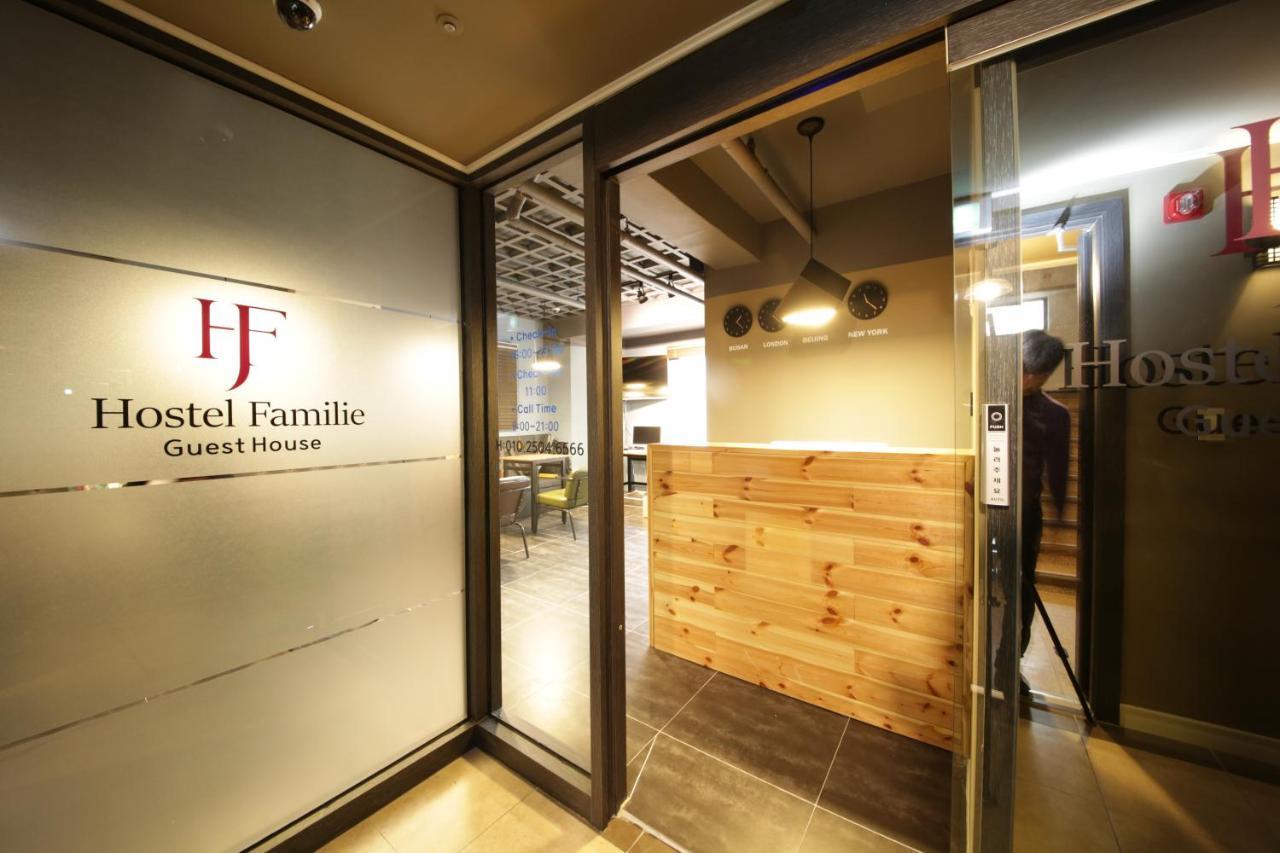 Hostel Familie Busan Station Екстер'єр фото