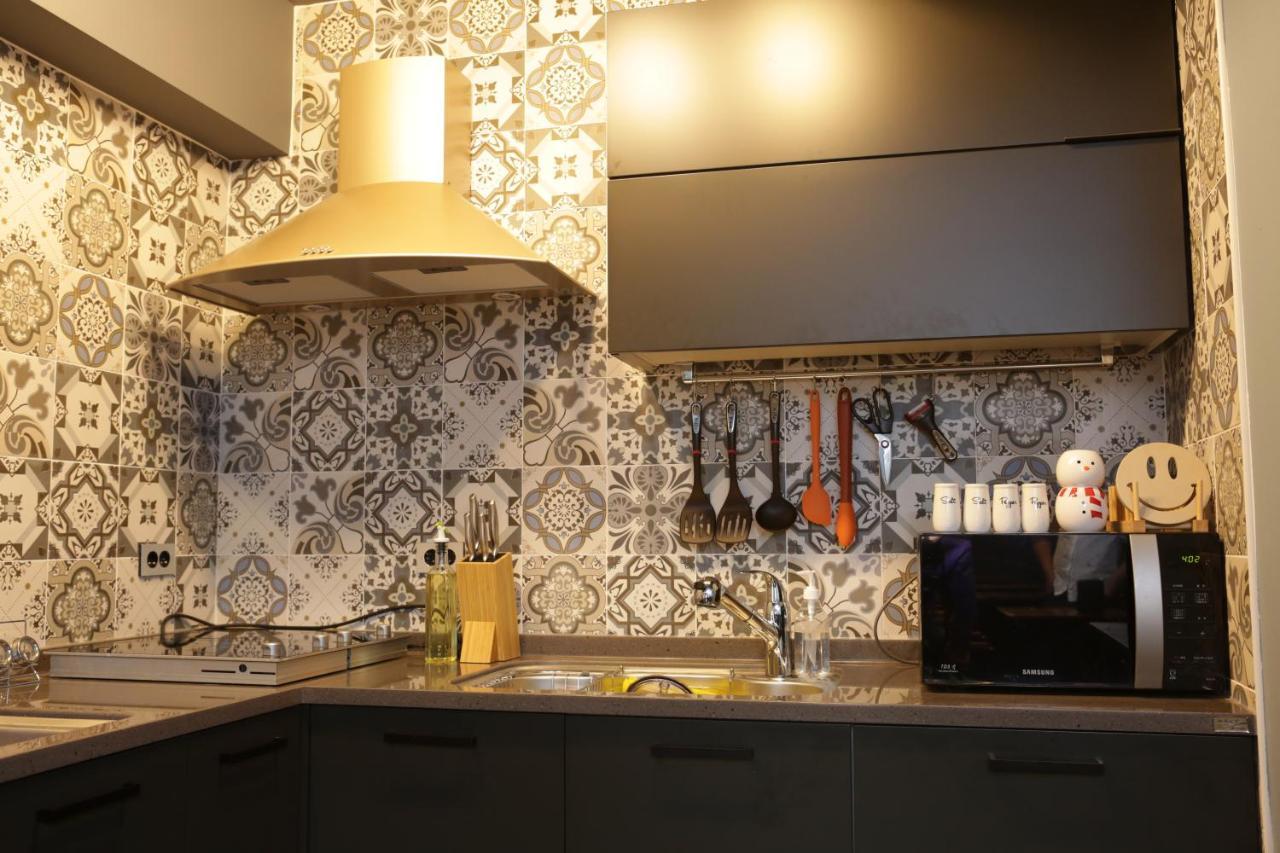Hostel Familie Busan Station Екстер'єр фото
