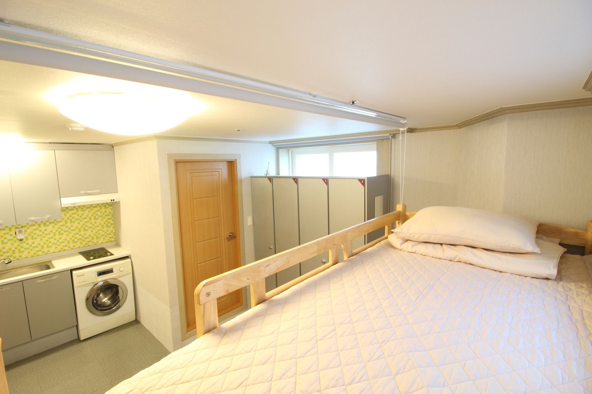 Hostel Familie Busan Station Екстер'єр фото